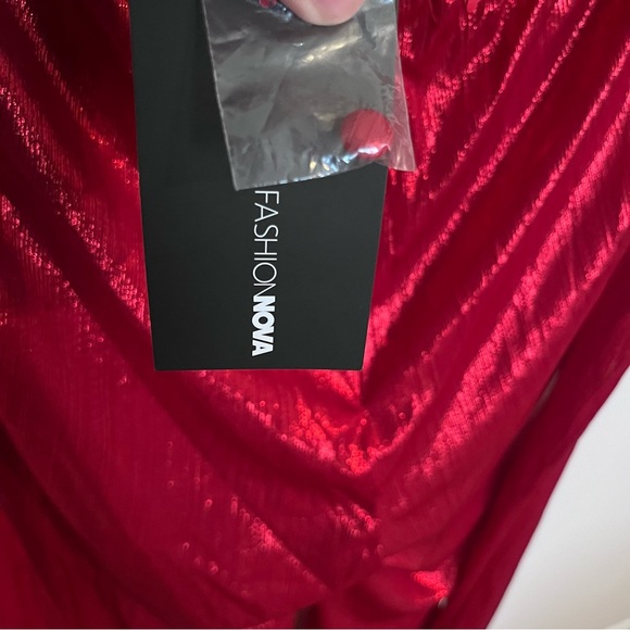 Fashion Nova Red Glitter and Glamour Jumpsuit 3X Plus Size Fashion Halter Top - Picture 10 of 13